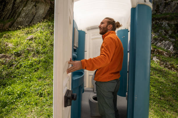 Portable Toilet Options We Offer in Wallace, NC